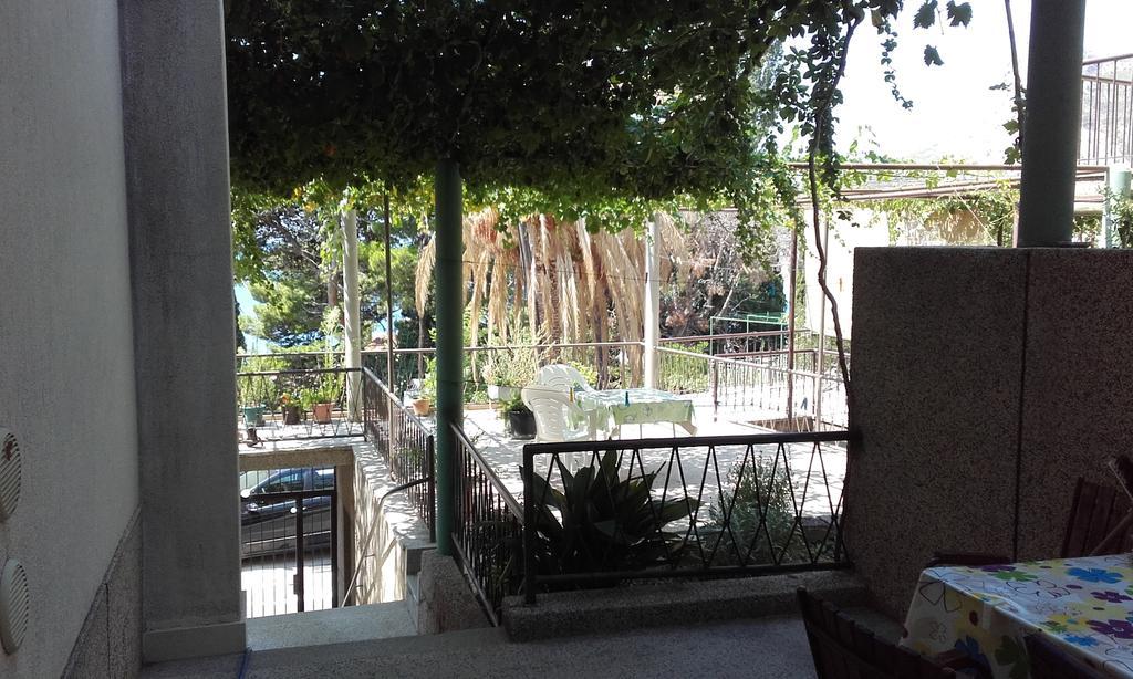Apartments Ivka Omis Luaran gambar